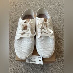 OluKai Women's White Pehuea Li Sneakers Size 7